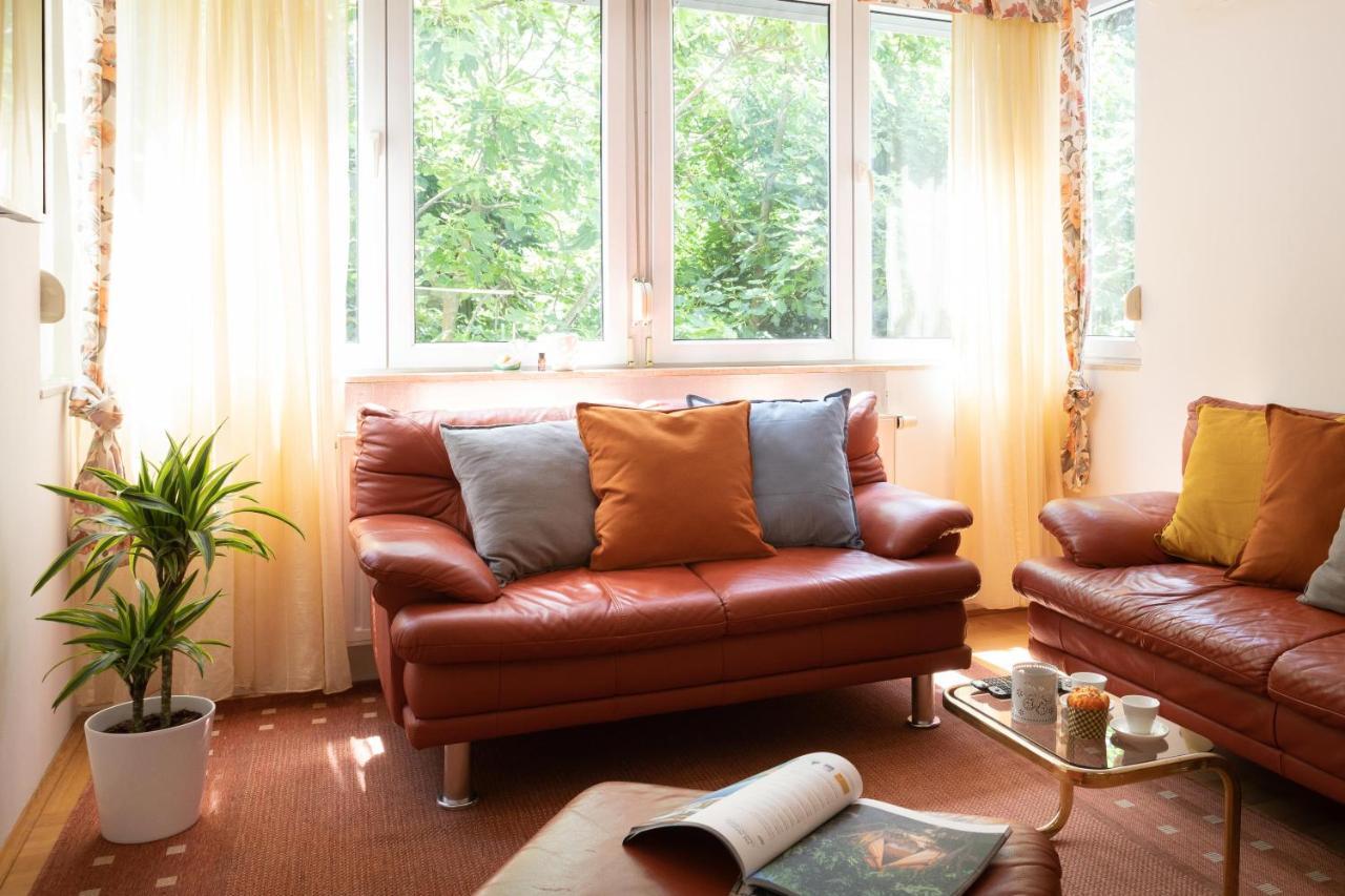 2Bdr Apartment With Balcony Near Maksimir Zagreb Exterior foto